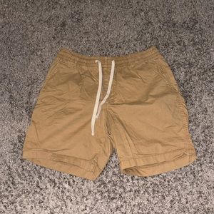 Old Navy Men’s Khaki Shorts